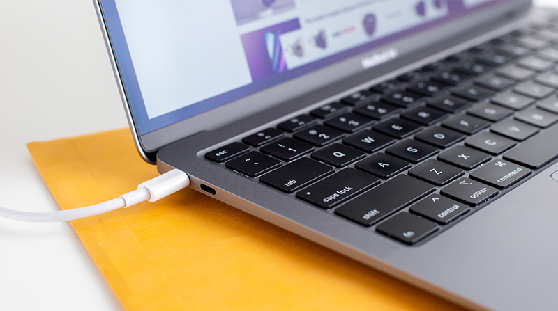 Những mẫu MacBook nào hỗ trợ sạc nhanh?