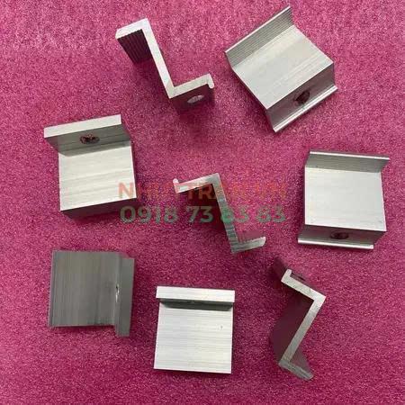 Kẹp biên năng lượng mặt trời 30/35mm - Không Ốc Tán