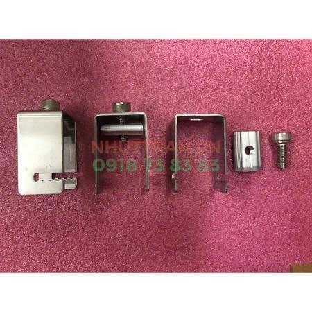 Kẹp U dưới Tấm pin Năng Lượng Mặt Trời U44 loại Inox 430