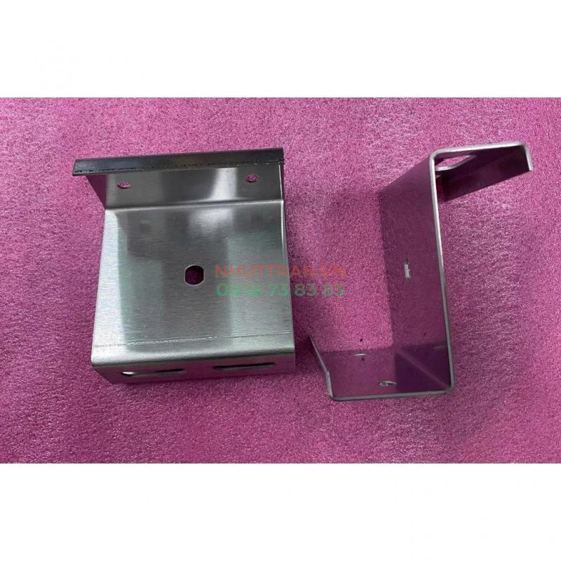 Pát Z 3x6cm loại INOX 430 năng lượng mặt trời dùng cho sắt hộp 3x6cm