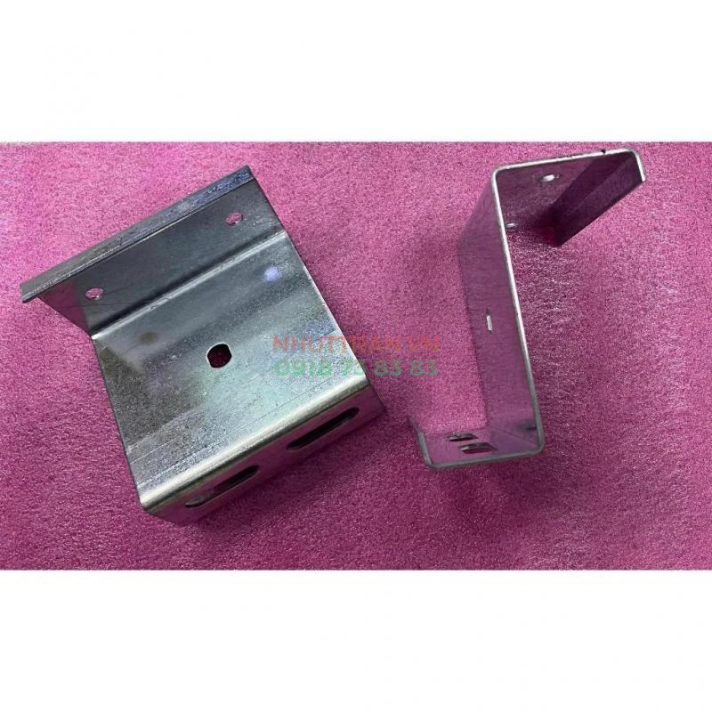 Pát Z 3x6cm loại KẼM năng lượng mặt trời dùng cho sắt hộp 3x6cm