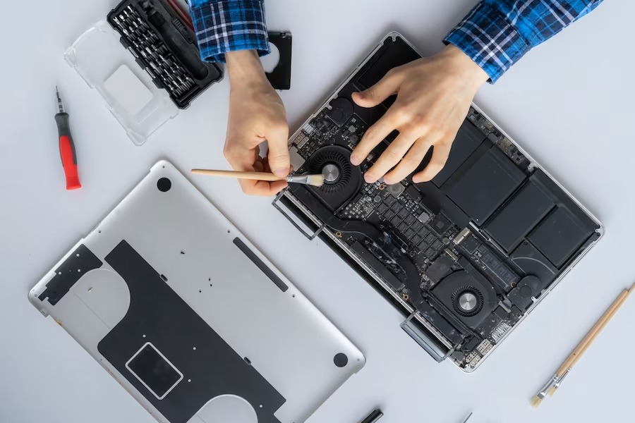Dịch vụ thay màn hình MacBook tại Cần Thơ