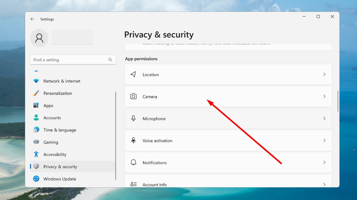Bước 3: Kế tiếp, bạn chọn Camera trong mục App Permissions.