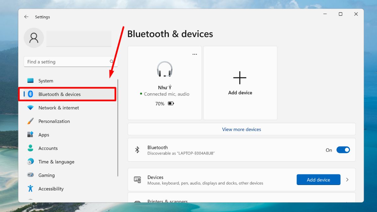 Bước 2: Ở trong ngăn bên trái của cửa sổ ứng dụng, bạn hãy ấn vào tab Bluetooth & devices.