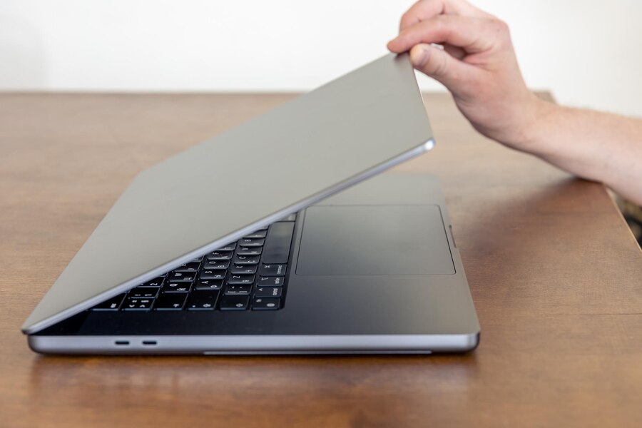 Thay màn hình Laptop Cần Thơ chỉ ra các lỗi cảm biến gập màn hình laptop, nguyên nhân và cách khắc phục