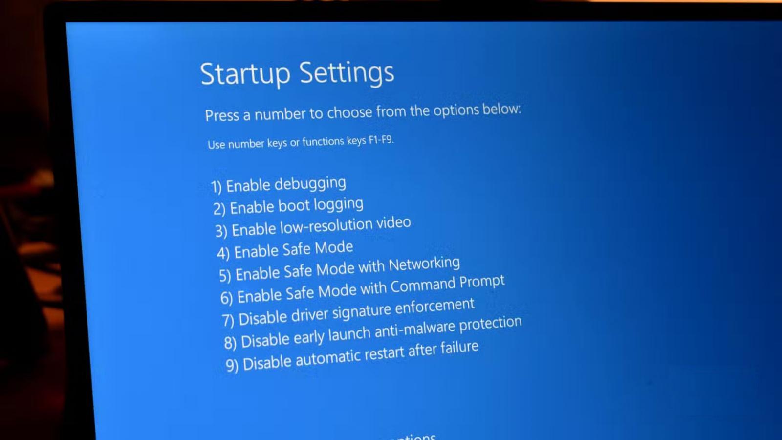 Các tùy chọn khởi động ở Safe Mode của Windows.