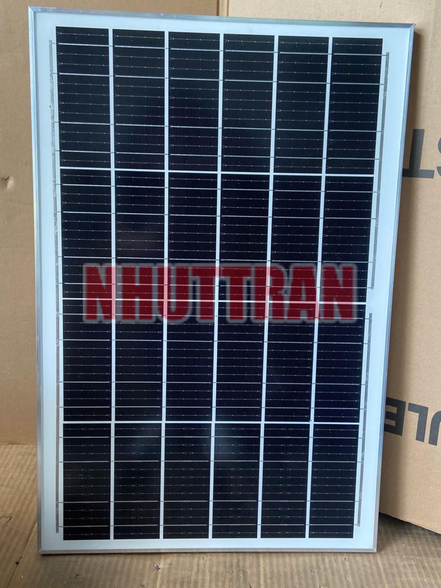 Đèn Ốp trần năng lượng mặt trời NLX4267 Chip Led 5054 tấm solar Mono hiệu suất cao size 42mm 1