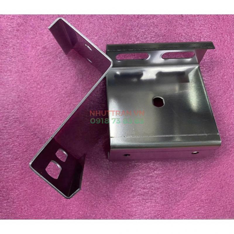 Pát Z 3x6cm loại INOX 430 năng lượng mặt trời dùng cho sắt hộp 3x6cm