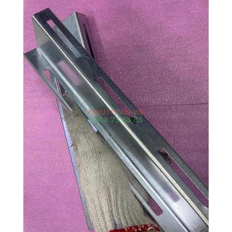 Pát Z 6x30x0.12cm loại KẼM lắp tấm pin năng lượng mặt trời