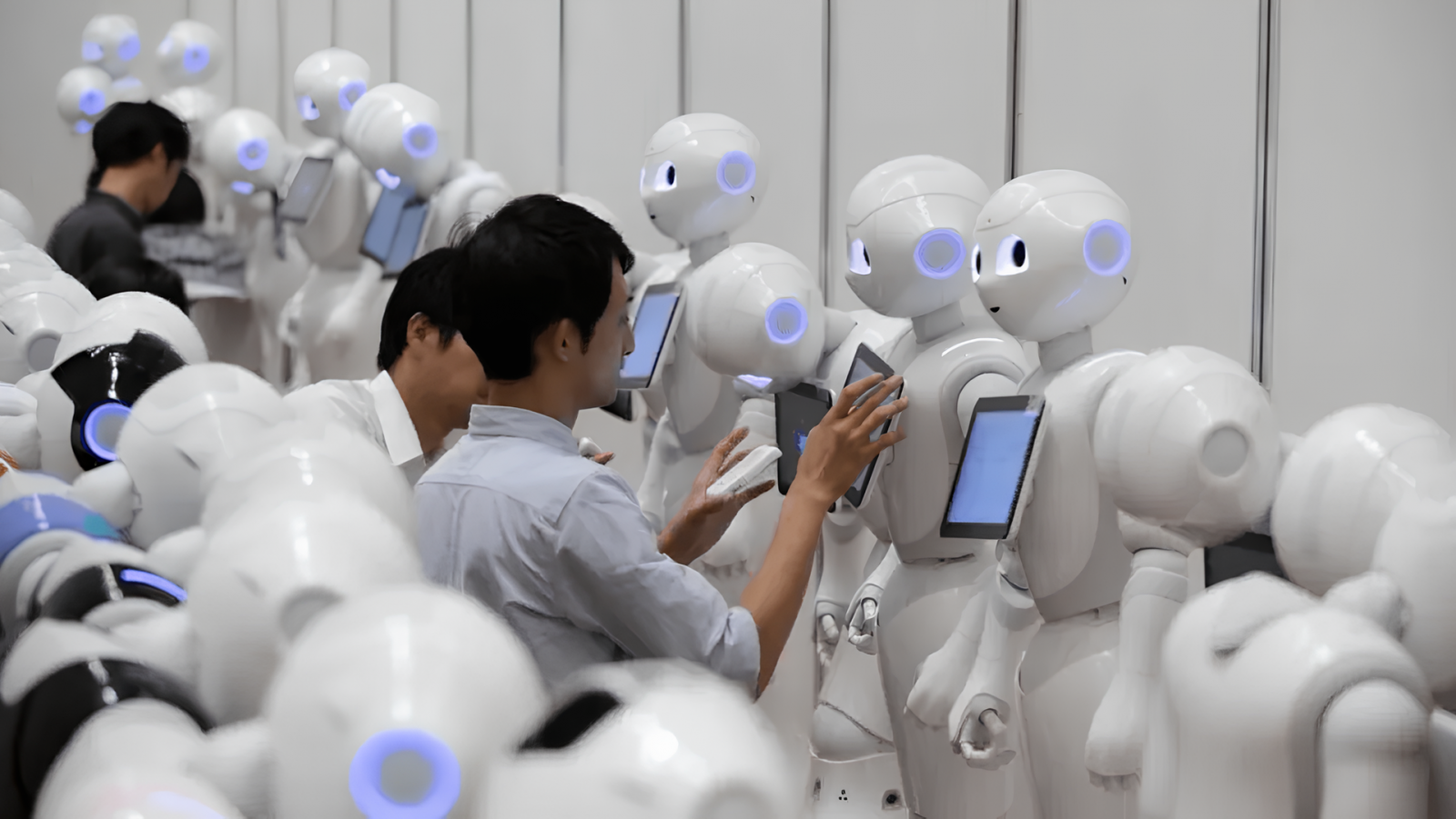 Khu học chánh Kumamoto đã đưa ra một giải pháp hấp dẫn và sáng tạo - sử dụng robot có khả năng giao tiếp từ xa Khu học chánh Kumamoto đã đưa ra một giải pháp hấp dẫn và sáng tạo - sử dụng robot có khả năng giao tiếp từ xa