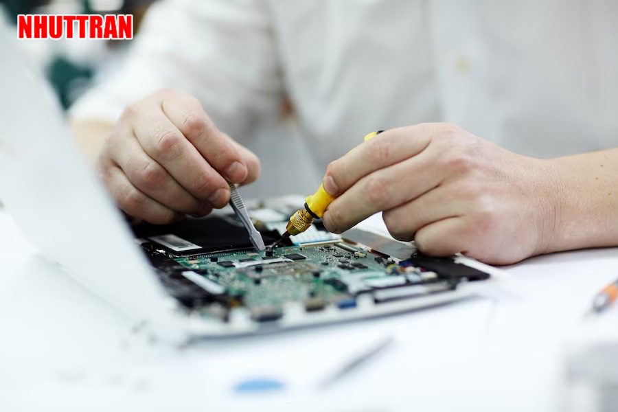 Tại sao bạn nên chọn thay màn hình Laptop Cần Thơ ở Nhuttran 