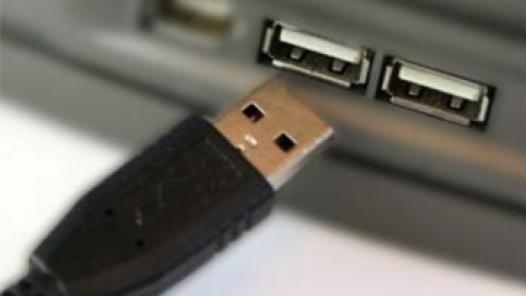 Cách chẩn đoán và khắc phục sự cố cổng USB bị hỏng