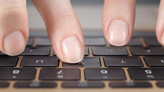 Laptop bị liệt phím, nguyên nhân, cách khắc phục và biện pháp thay thế