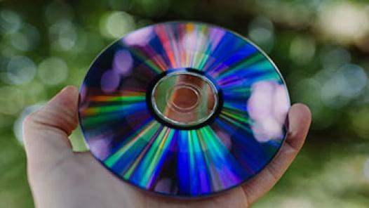 Sự khác biệt giữa file ISO và RAR/ZIP